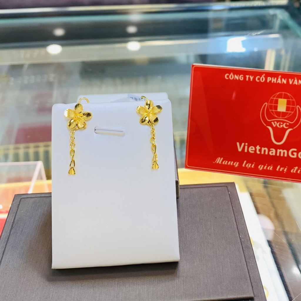 Bông hoa tai anh đào cách điệu 1 chỉ